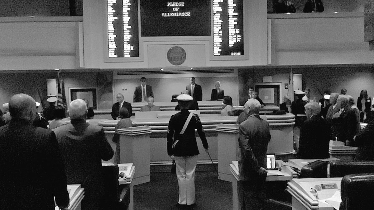 MarionMilitary's tweet photo. #ACCSDay at the Capitol was👌🏼.We opened the House of Representatives session, met politicians &amp; even busted a few moves.#capital #colorguard https://t.co/kWZGgbG6Mb