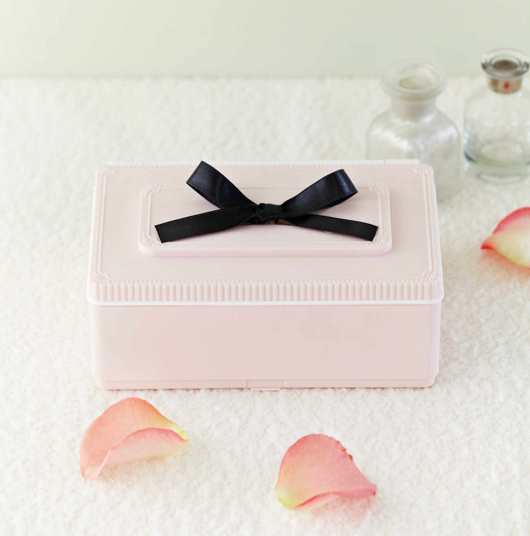 キングジム 当社の代表商品である テプラ ガーリーなもの 機能が充実しているもの スマホと連携できるもの キャラクターものなど 本体のラインアップも豊富です T Co Xvb06kuqq2