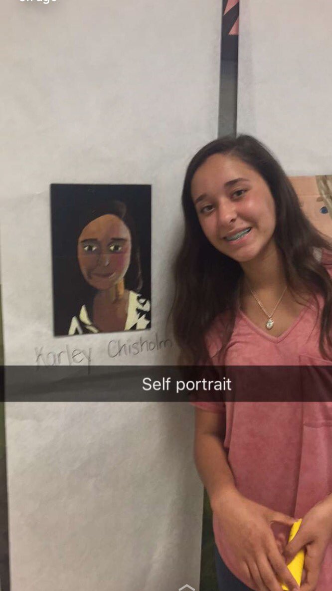 AshleyDanyus's tweet photo. My twin baby girls @ #ArtWalkJax #artist #skills #soproud https://t.co/OI0doCxyhz