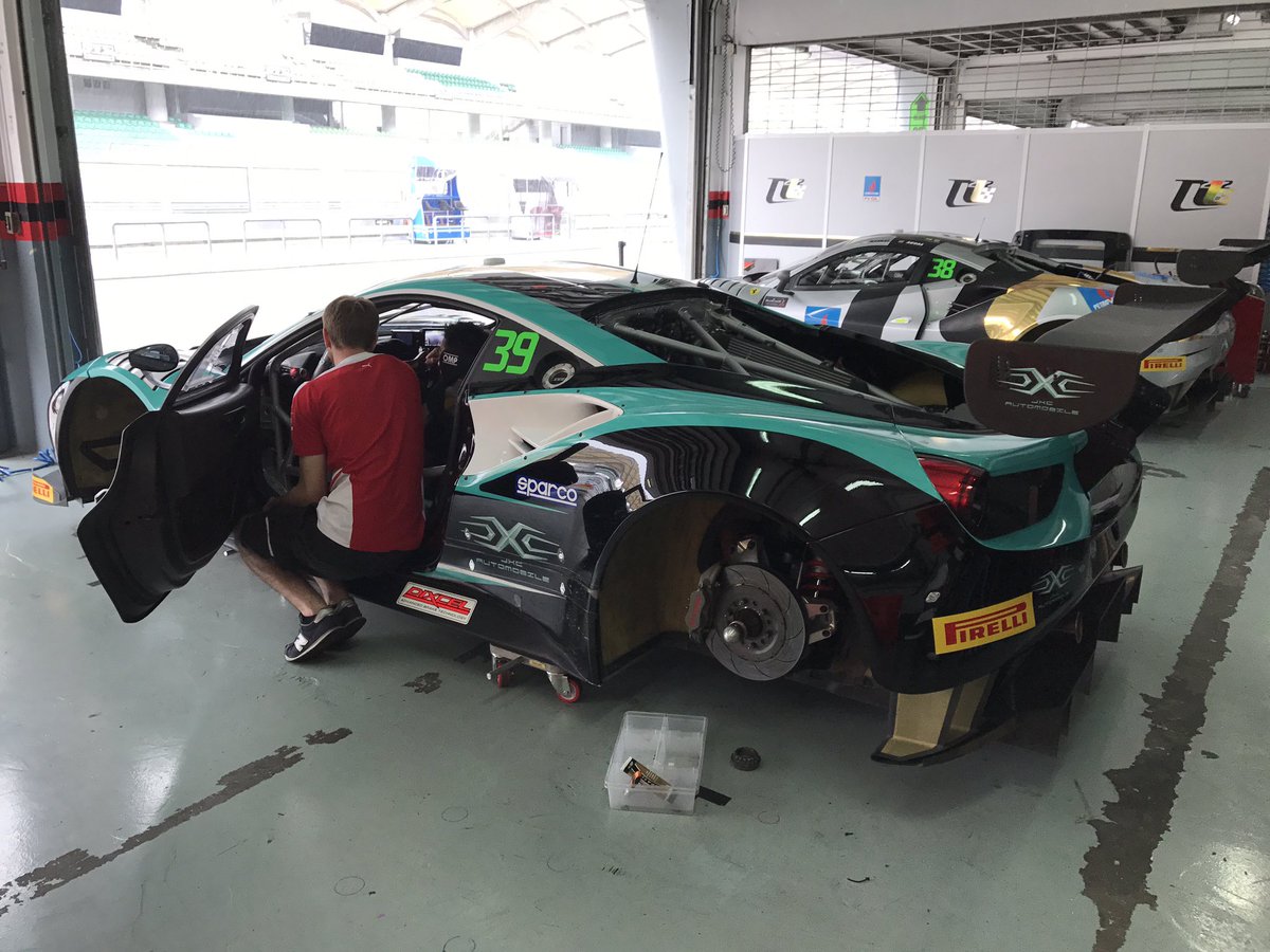 WiserMax's tweet photo. Ready for the first official free practice @BlancpainGTA @AFCorse @SparcoOfficial looks like it's ☔️ 😂😂 https://t.co/yCEW7mlTxT