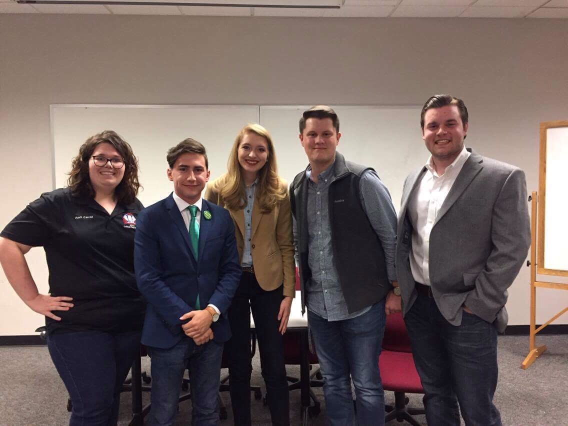 Katie_Inman's tweet image. I have had a full day! I enjoyed emceeing for the "Get to Know Your Parties" Town Hall for the political parties on campus!