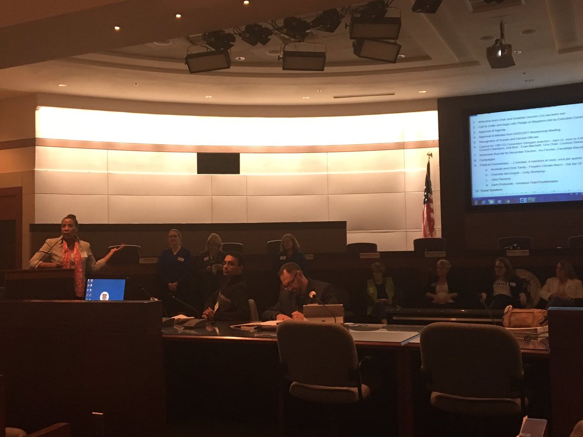 So many incredible women leaders and candidates at tonight's meeting! #womenwholead #democrats #loudoundems <a href="/SenatorWexton/">SenatorWexton</a> <a href="/ChairRandall/">Phyllis J. Randall</a>