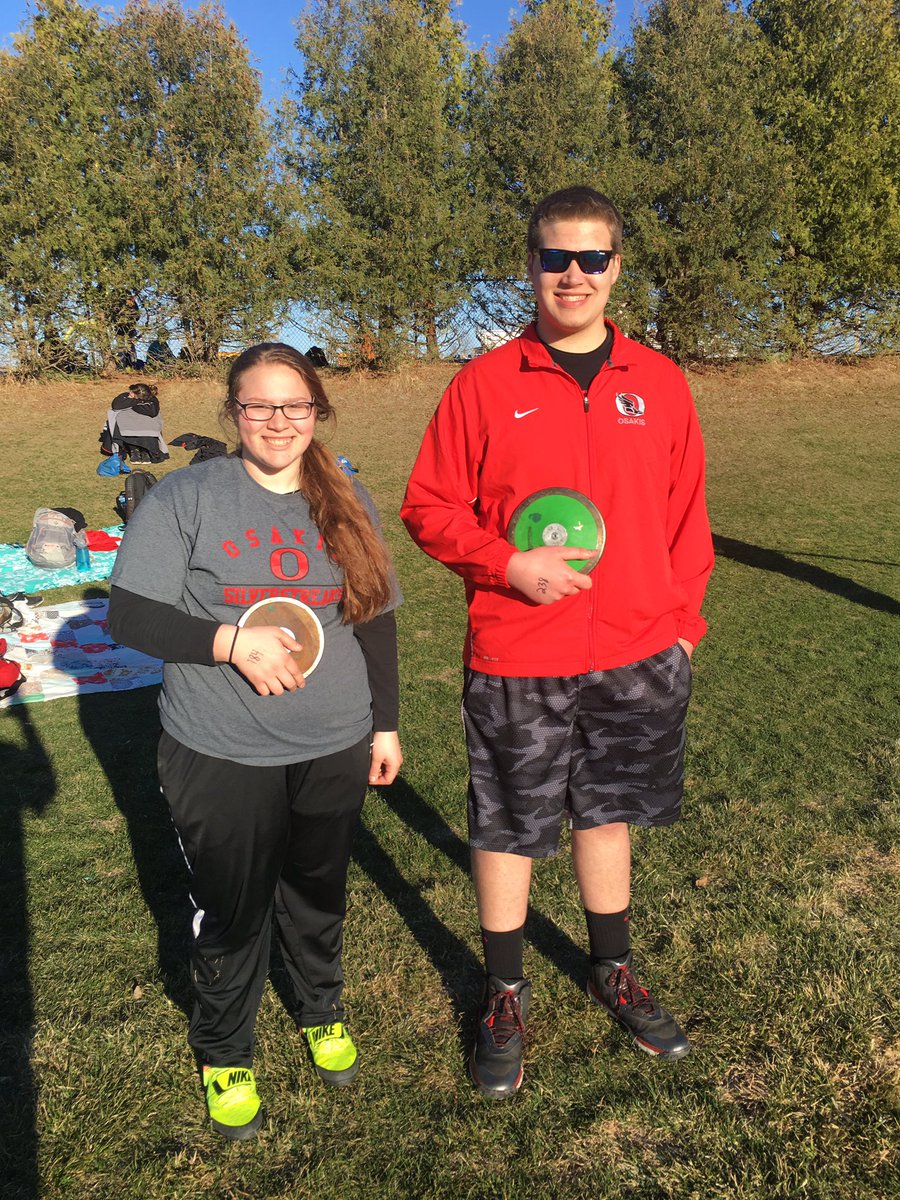 OsakisTnF's tweet photo. Hard work paying off! PRs for Beth and Brady #osakisTnF #Silverstreaks #LightningStrike https://t.co/hztyEldpyl