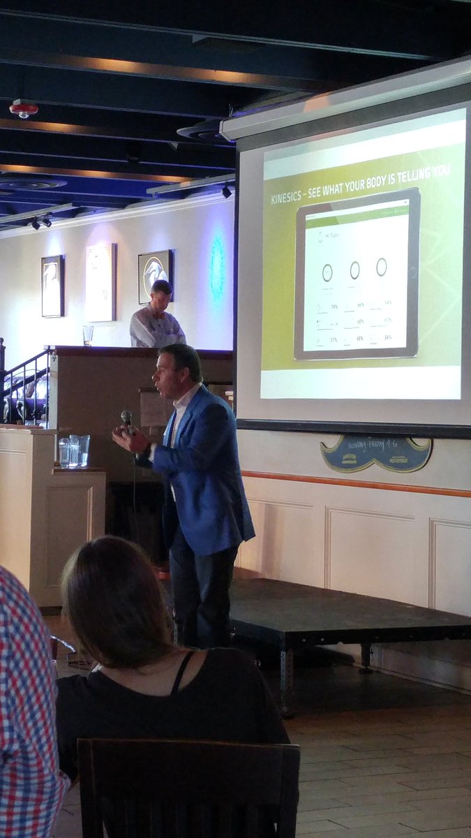 Kinesics is answeing questions now, be sure to ask yours! #pitchbr