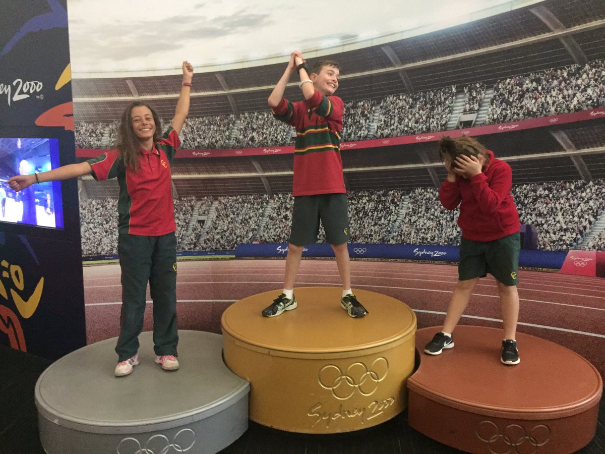 CorpusG6's tweet photo. @CorpusG6 - The AIS - where dreams come true! https://t.co/nE3sAIK3wI