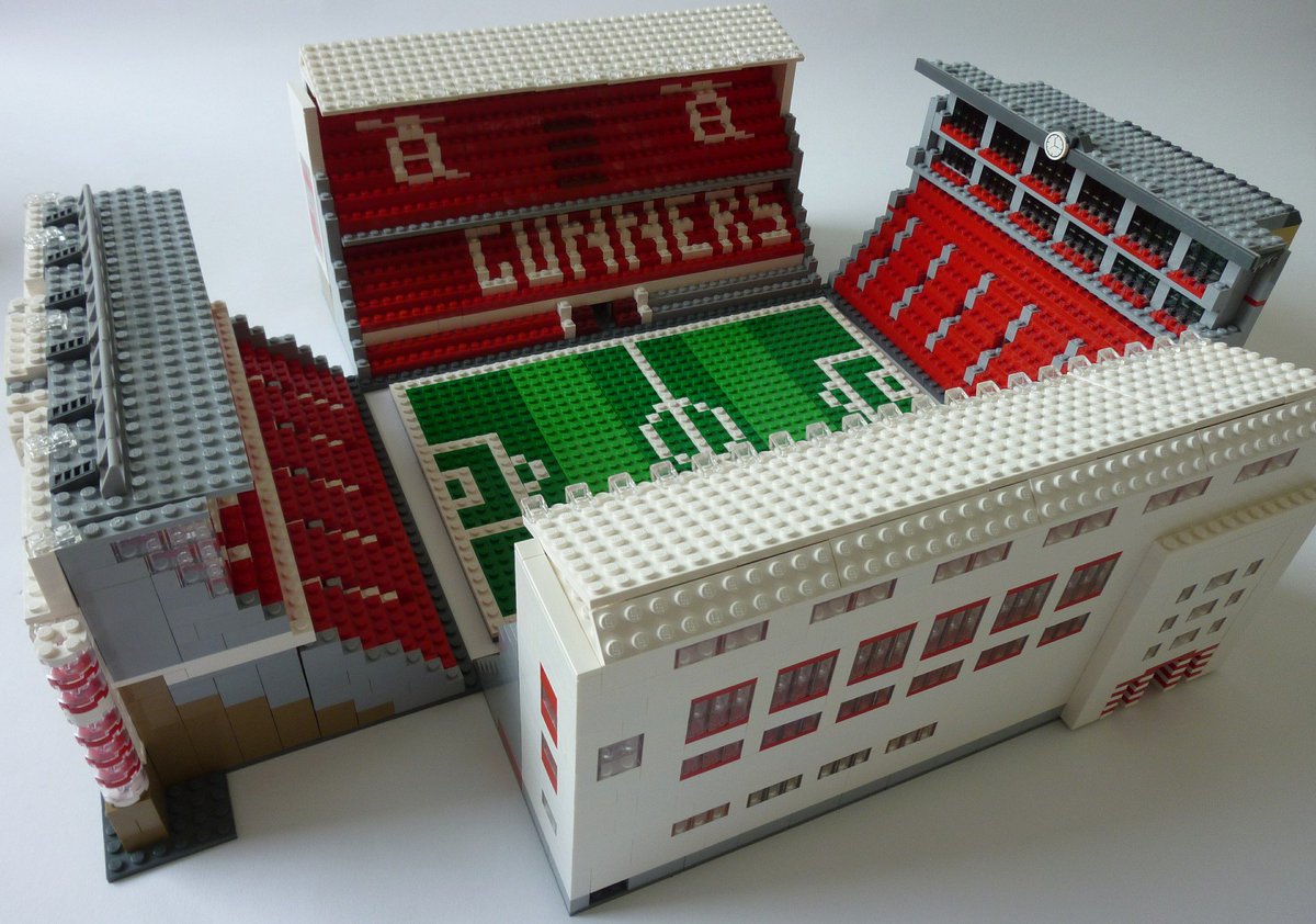 reddondo82's tweet photo. El mundo del fútbol construido con Lego.
https://t.co/irBYn2GsV6
Todos los lunes en #ElPaseExtra
#FreakKick https://t.co/X05kvv5ecS