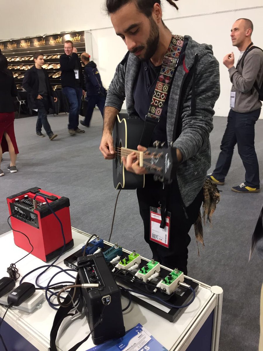 EnoAudio's tweet image. many customers and musicians visit our booth, thank you all😀