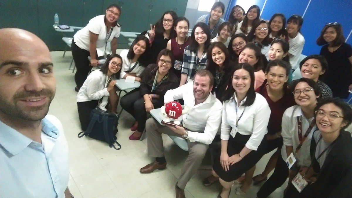 MNM_Training's tweet photo. Getting SMART with your career ! @MNM_Training @MiriamCollegeQC @MiriamCollege @MiriamCollegePh #Softskills #Leadership #career #graduation https://t.co/tQji4FntEG