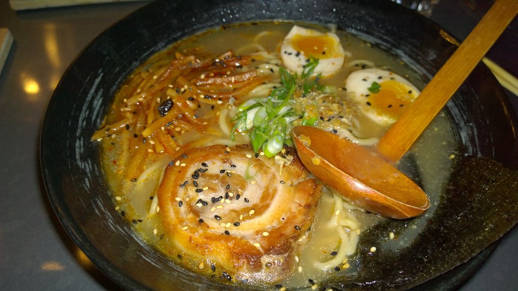 Oh my word! Gr8 Japanese street food in the #Pittsburgh village called Lawrenceville <a href="/UmamiPgh/">Umami Pgh</a> #foodie