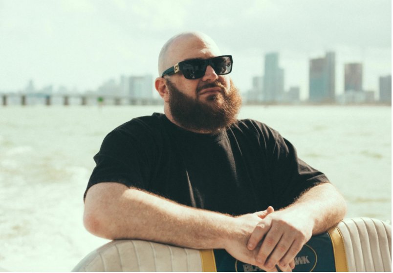 You've never heard <a href="/BENBILLIONS/">Ben Billion$</a>'s tag, but you've heard his songs. Read his #BeatConstruction interview now. thefader.com/2017/04/06/ben…