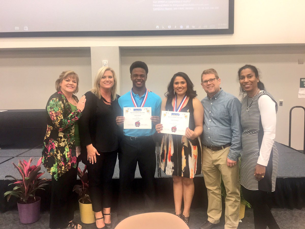 HHSBuffNation's tweet photo. Congratulations to Cyan Burkhart and Gavin Rix for their core values awards tonight: Outstanding Core Citizens!! #howtoHaltom https://t.co/gHYGGPbSrz