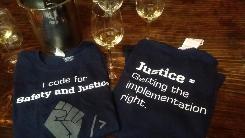 TiffiAndrews's tweet image. Celebrating the 1year anniversary of @codeforamerica #ClearMyRecord and #ClientComm products. 👕: @JazmynLatimer