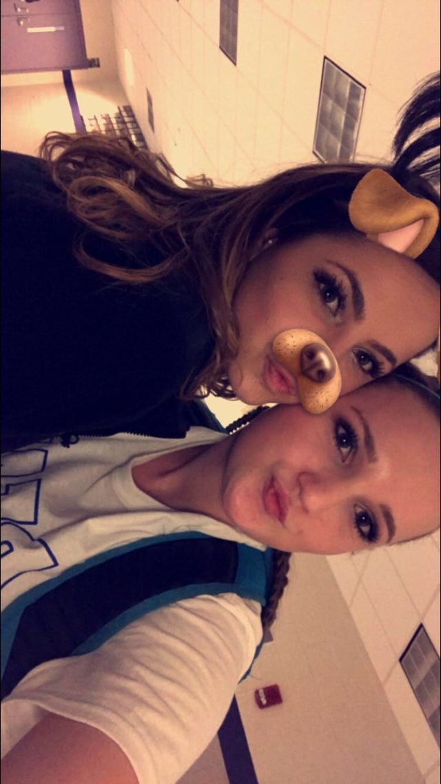 paigelmao's tweet photo. Happy birthday Shannon!! Hope you had the best day everrr🎊🎉💕1️⃣6️⃣ @shangrady_ https://t.co/Qif0ishHi4
