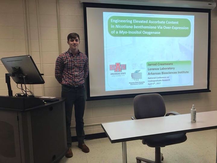 AStateResearch's tweet image. More proud moments of our A-State student researchers at NCUR 2017 today! #WolvesUp #AStateResearch #urw2017