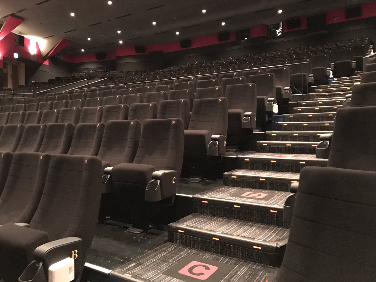 池袋humaxシネマズ 大ヒット上映中の We Are X 4 7 金 と4 8 土 の上映時間は 17 10 の回の1回です 両日ともに当劇場で一番大きなスクリーン シネマ1での上映です しかもリニューアルされたばかり 大迫力の音楽と映像を大スクリーンでお楽しみ