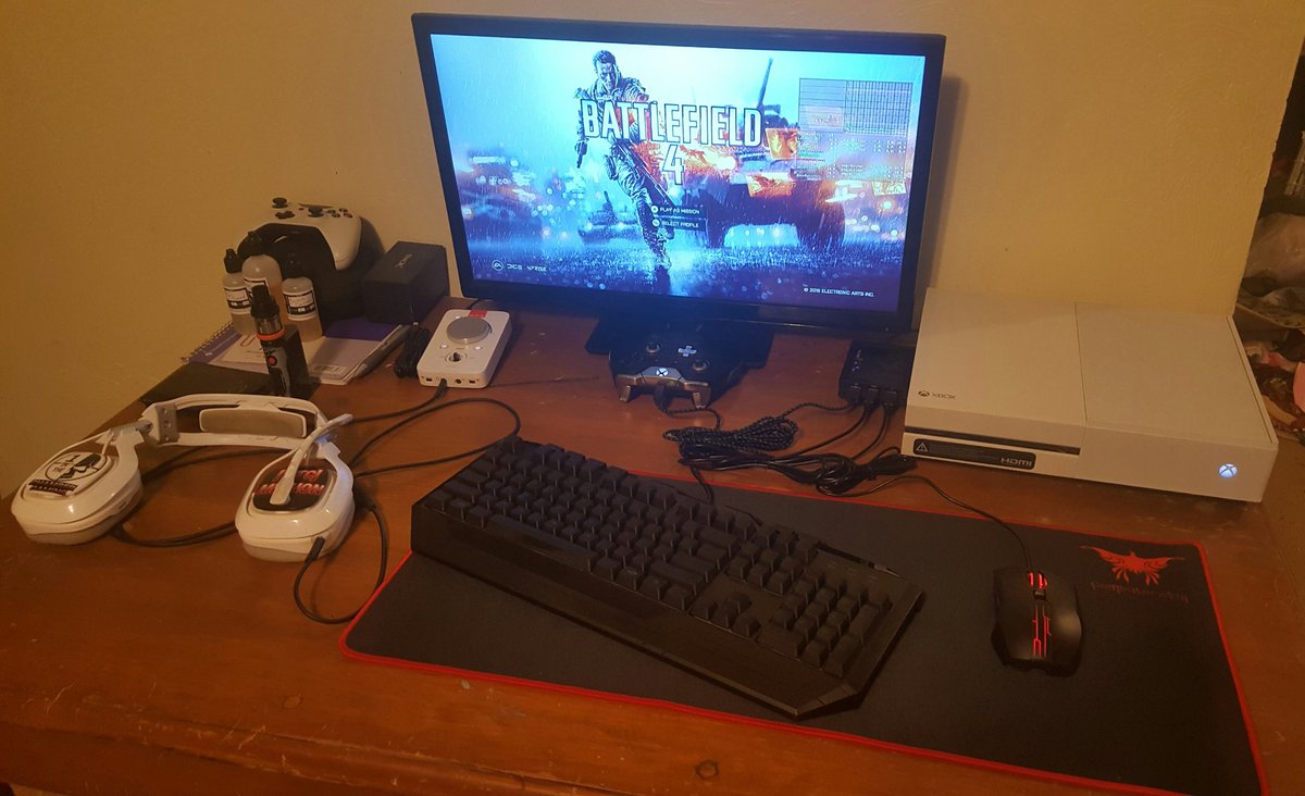 Mi66iON's tweet photo. #MI66ION #GAMER #XBOX #XBOXONE #BATTLEFIELD #BATTLEDIELD4 #1ITCGAMING #COOLERMASTER #YOUTUBE #YOUTUBER https://t.co/bOFhQHOdXQ