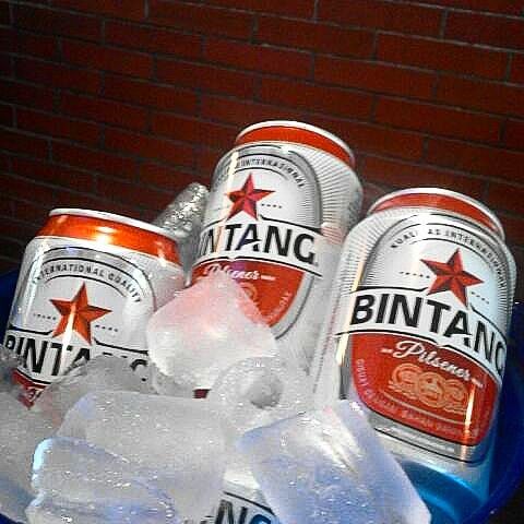 pappajack_pik's tweet photo. Bagi para pecinta Beer @pappajack_pik menyediakan paket Beer 4'+1 .. https://t.co/nygHCgEh8D