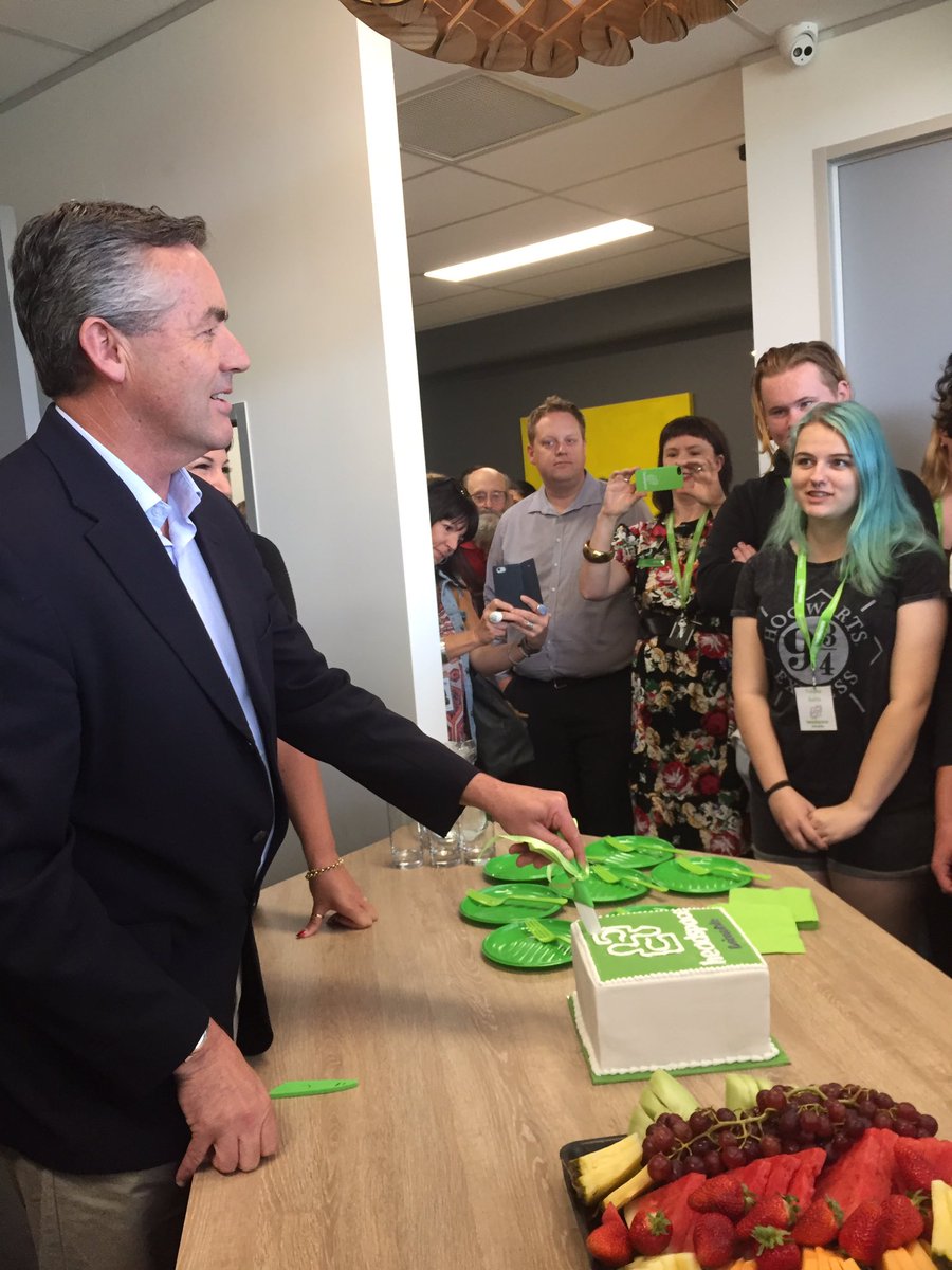 gippslandphn's tweet photo. Min Darren Chester launch youth mental health services @headspace Bairnsdale. thank u 2 the Consortium and Youth Advisory Group. https://t.co/vvQIsCJv9J