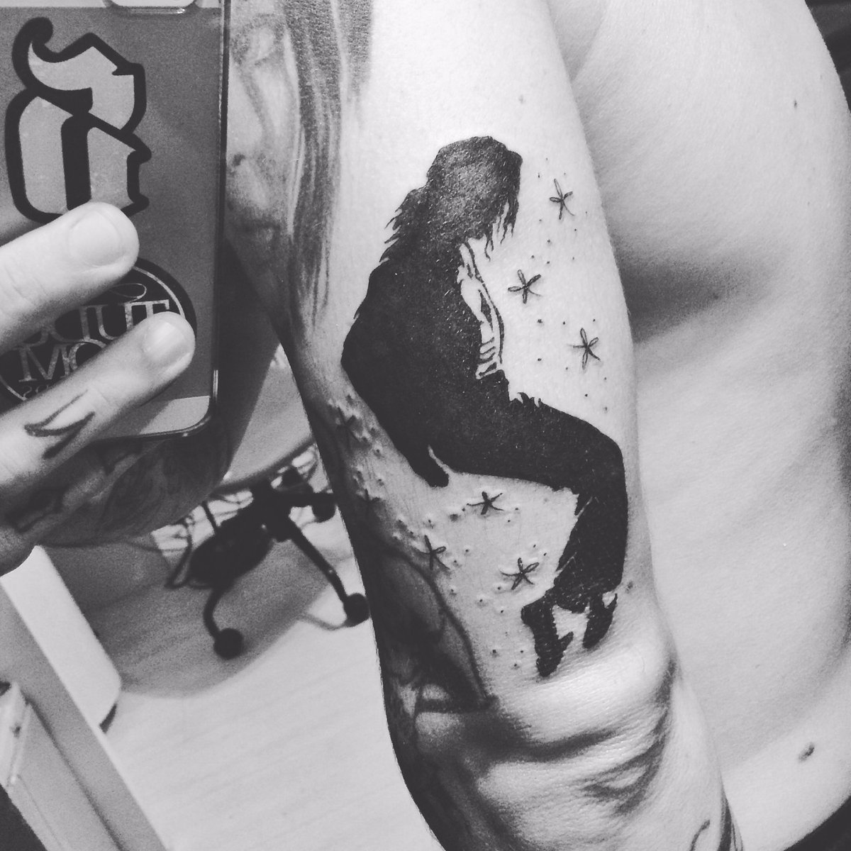 danielshadowof's tweet image. Meus primeiros shows foram dublando e imitando os passin desse cara. Obrigado pela inspiração 👑
💉 Rude Boys Inc.