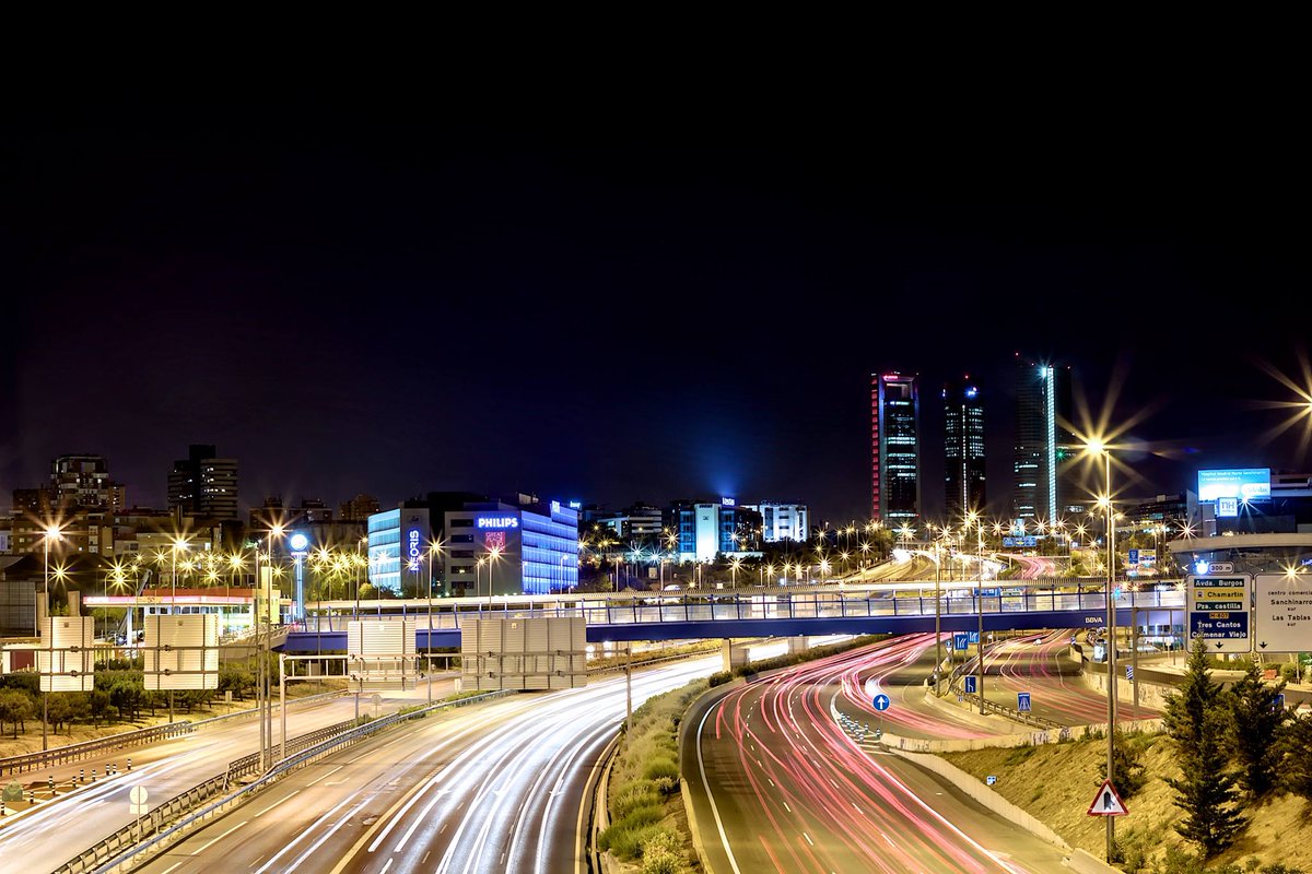 DecideMadrid's tweet photo. Reutilización de #DatosAbiertos: #AireMadrid es una app de @kom_256 que muestra calidad del aire en tiempo real https://t.co/HK9P2YzTWT https://t.co/sQPqNftvEl