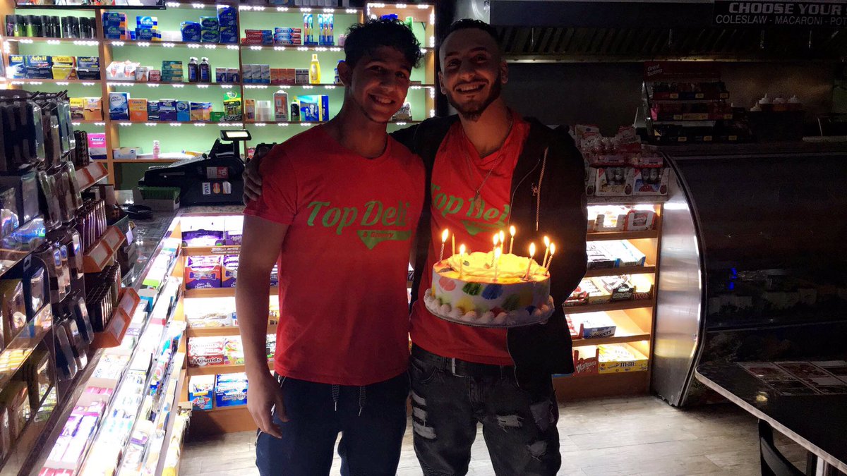 deli_top's tweet photo. night shift manager surprised his worker on his birthday and celebrate it w him and the rest of the team at work the manger on left side https://t.co/i2jYKVOZ0q