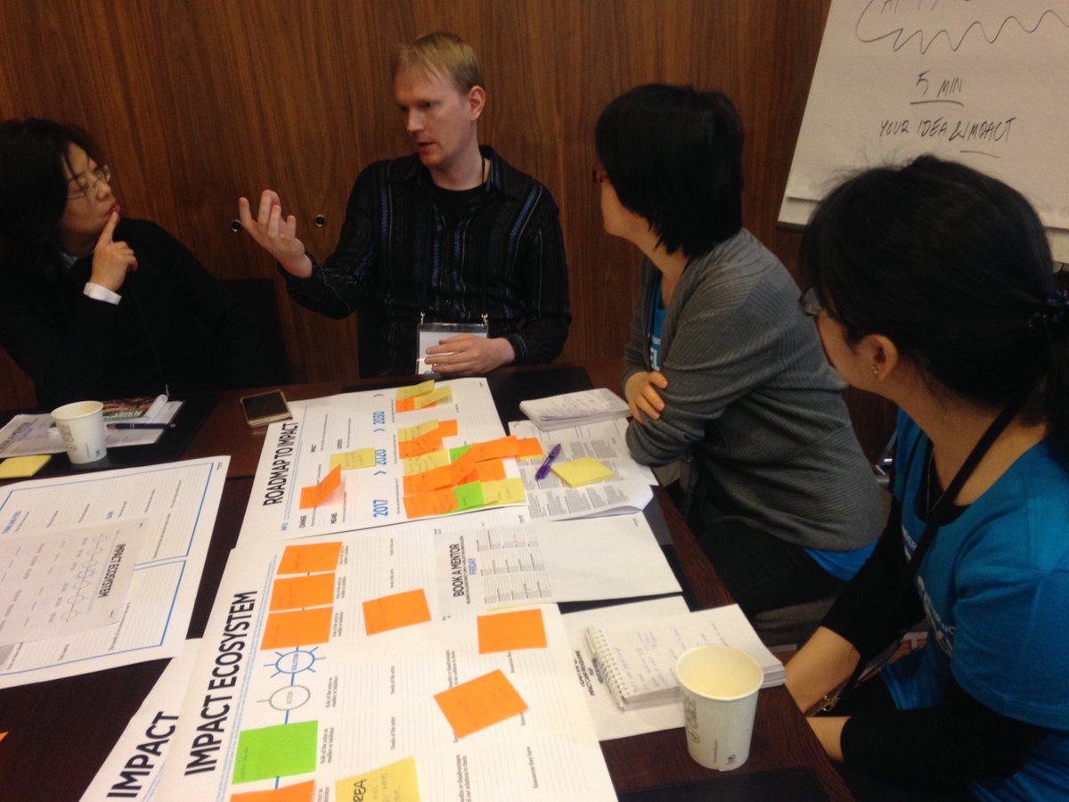 hkichallenge's tweet photo. Discussing possibilities of virtual reality @SeniorCognitive @FinnishVR #helsinkichallenge https://t.co/Ua6RNyFQT1