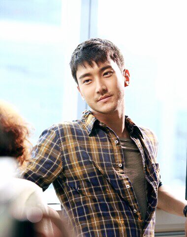 Happy Birthday Choi Siwon!      