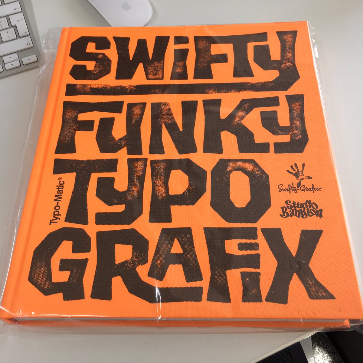 iamstevegill's tweet photo. Just received my copy of Swifty Funky Typo Grafix #swiftygrafix #typography #typomatic #damnfinedesign https://t.co/hkmgIBxqa8