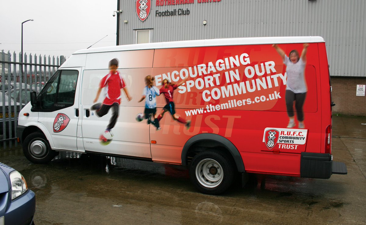 We seem to have had a run on Vehicle Graphic enquiries.  Here's one we completed for @RU_CST #rotherhamiswonderful #vehiclegraphics