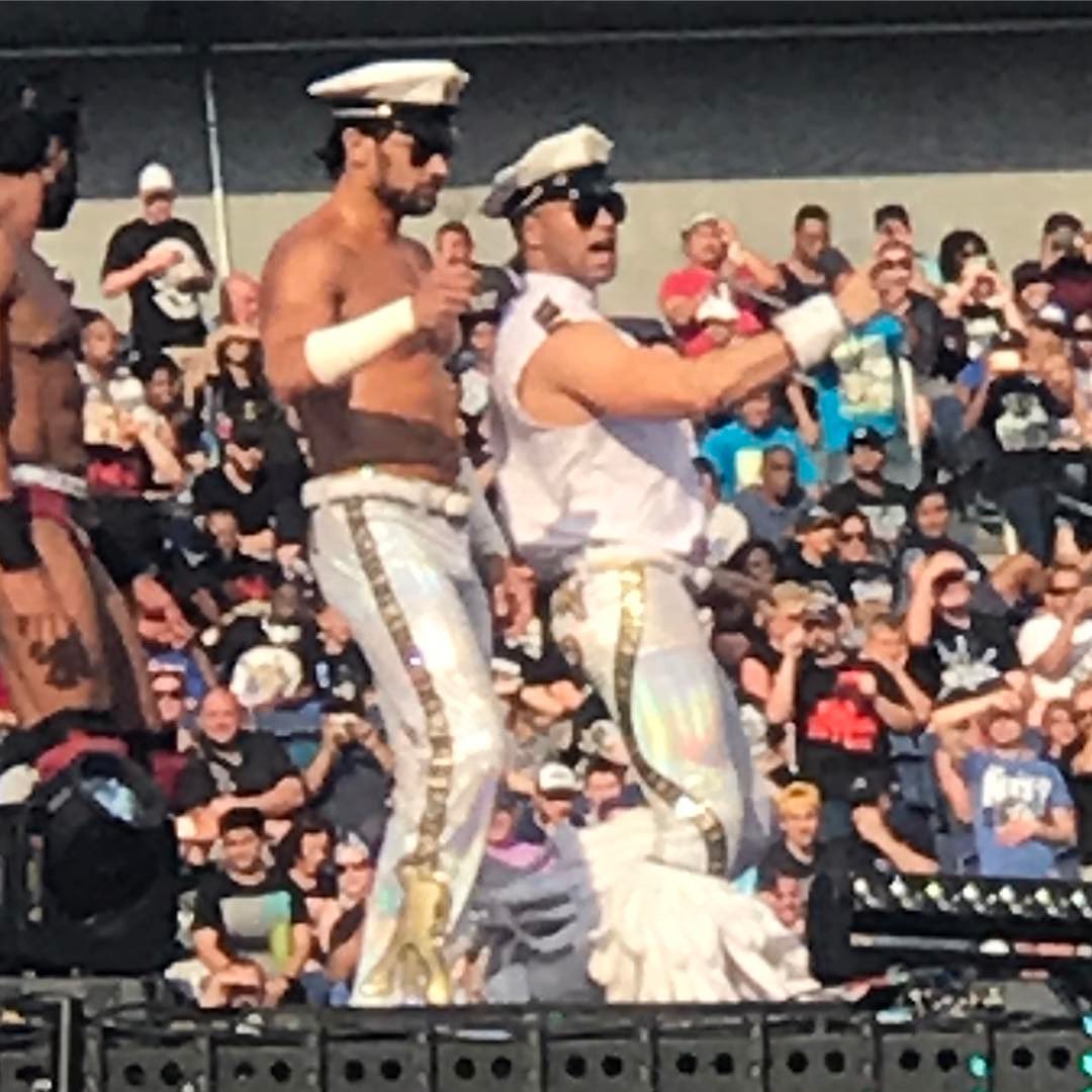 BreezangoRocks's tweet photo. #Breezango #HotCops🔥 #SexyWhiteCops #FashionPolice 🚨 #BreezangoForever #WrestleMania #PrincePretty @MmmGorgeous @WWEFandango 💖 https://t.co/TSbwOungYw