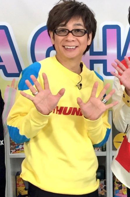 謎の店 Ar Twitter 昨夜の Ohaohaアニキ で我らがやまちゃんアニキが Caravan Cross を着用されていました ポップなカラーリングのこちらのスウェットは 16連射スイカ割りで有名な映画 Game King 高橋名人vs毛利名人 激突 大作戦 での高橋名人の衣装を再現したもの 謎の店 Ar Twitter 昨夜の Ohaohaアニキ で我らがやまちゃんアニキが Caravan Cross を着用されていました ポップなカラーリングのこちらのスウェットは 16連射スイカ割りで有名な映画 Game King 高橋名人vs毛利名人 激突 大作戦 での高橋名人の衣装を再現したもの