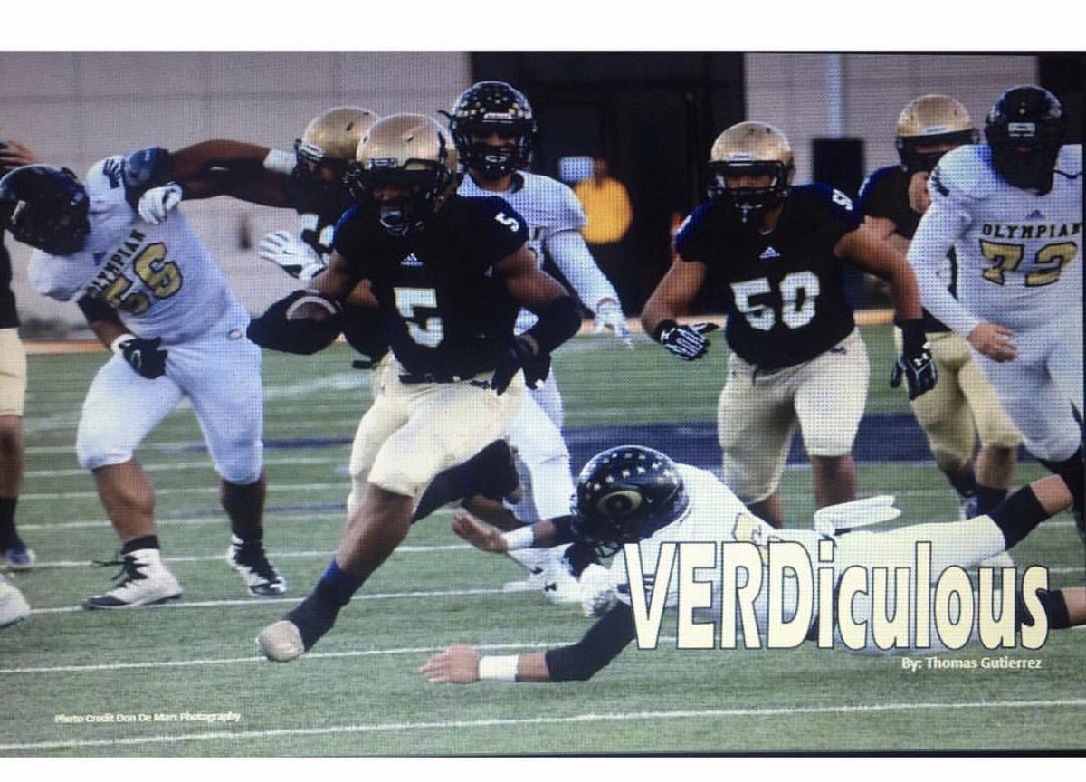 SDFNLMagazine's tweet photo. #TBT when @mdcrusaders @Cjverdell_ ran wild at the #sdcif championship #sdfnl16 https://t.co/N7jE0kIuta