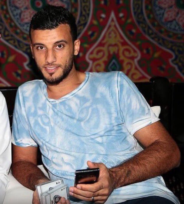 Basmah_M218's tweet image. اجمل من لعب بلوت 😻😻 #OS_9