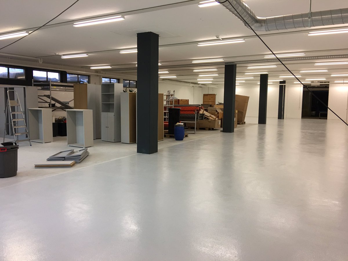 AutixGmbh's tweet photo. Team #autix grüsst wieder von der Baustelle: Bodenarbeiten abgeschlossen 👍🏻 https://t.co/zQjTeqHOHA