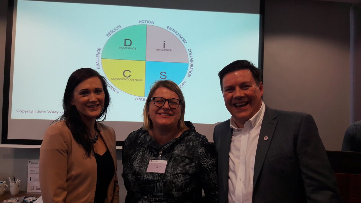 sallie_ryan's tweet photo. #FreelanceFriday BUSY BUT FUN WEEK ☺ 16 #brumcitydrive events SHOUT OUT @MartinHogg @GrantThorntonUK @WatesGroup #BCD17Hack 💜 Amazing people https://t.co/VqgXIpLMKX