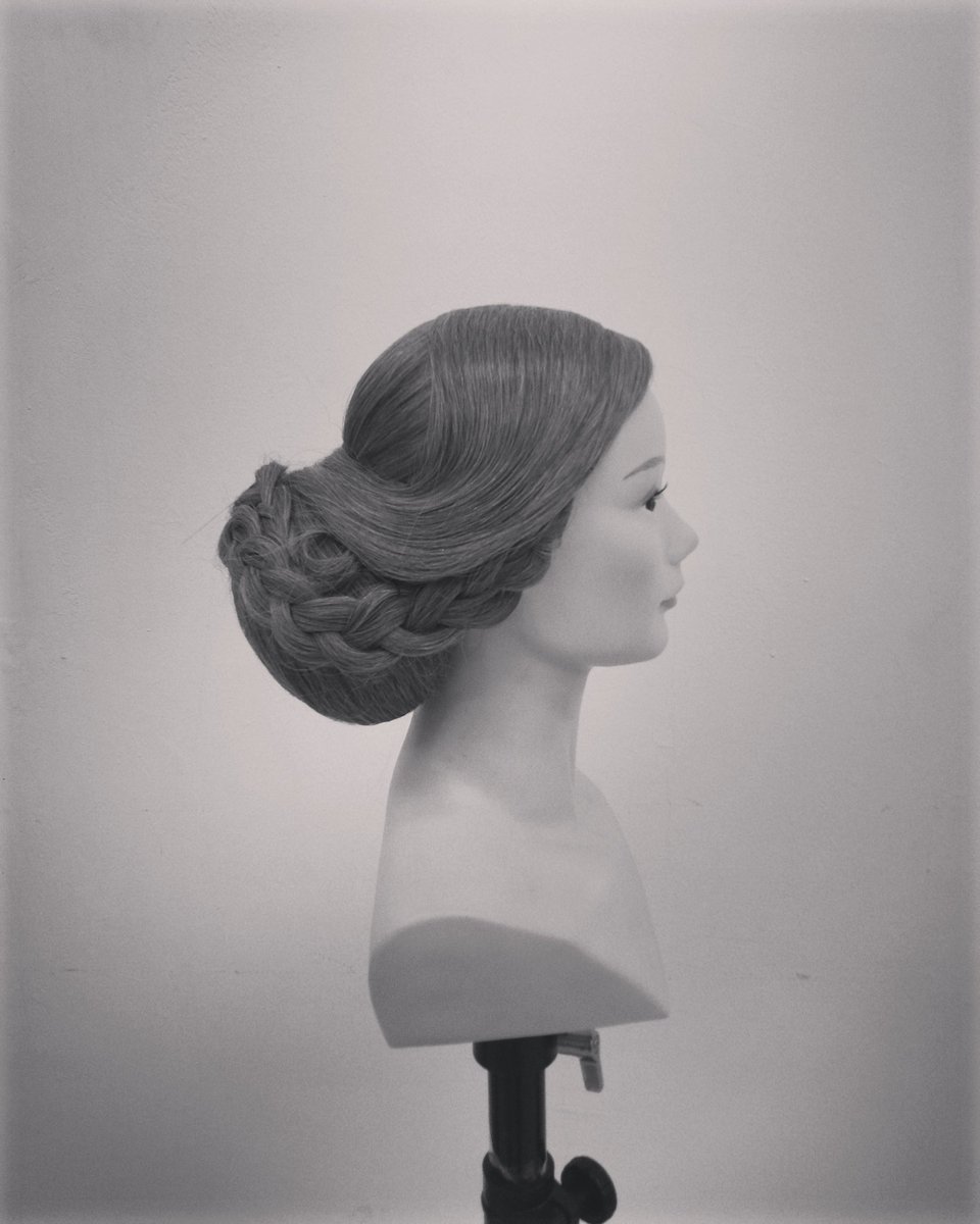 yezkiel_hadjo's tweet photo. hairdressing #class #weekend #basicclass #longhair #puspitamarthaid #jakarta
#yezhadjo https://t.co/8Z7ooMDeP2