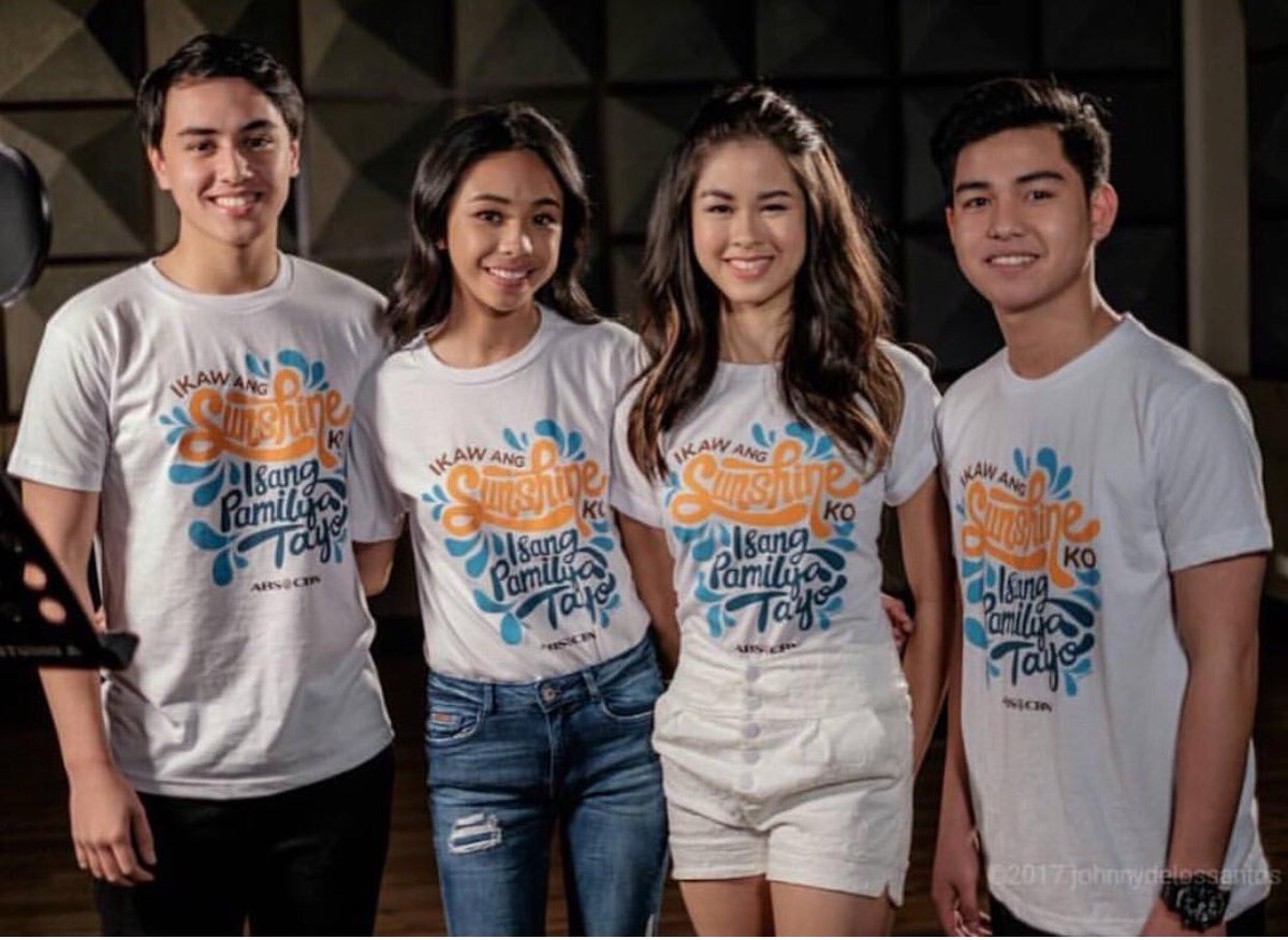 hellokris's tweet photo. so proud of my babies 💕 #PBBLuckyBig4 @Barber_Edward_ @MarydaleEntrat5 @delavinkisses @iamyongm_ 📷: @johnnydls68 https://t.co/UR9wKA5SSp