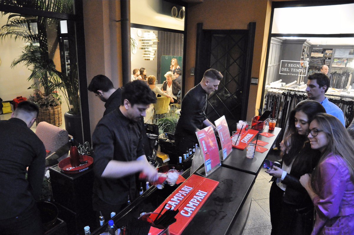 MarcoStancati's tweet photo. #Fuorisalone2017 Ha saputo scegliersi gli sponsor giusti @AlatereDesign: @CampariItalia e #LaboratorioParavicini per il party di ieri sera. https://t.co/zstOF3BntJ