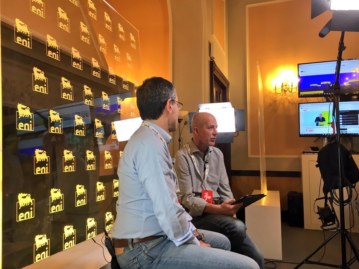 ilariofree's tweet photo. Il picco massimo di conversazioni su Twitter si è verificato intorno alle 11 in occasione del panel #brandjournalism. #ijf17 #numericamente https://t.co/LCXw3QYX0w