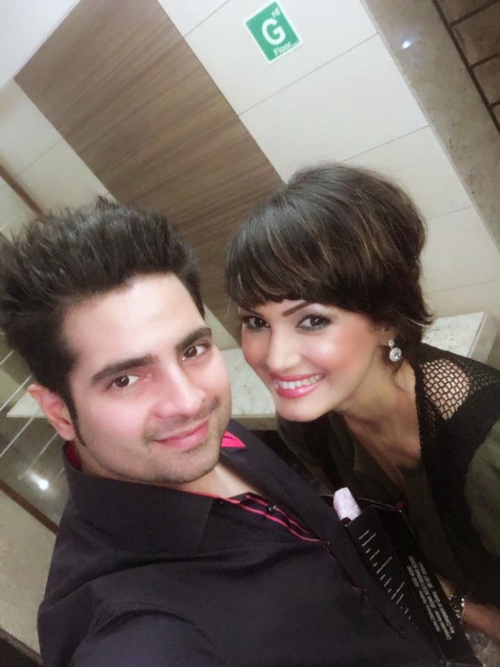mohitgupta018's tweet image. @nisharawal   [ My New *Profile Pic* ]
#Loveyou
#missyou
#keepsmiling
#StayHealthy 
#StayHappy
#GodblessYou