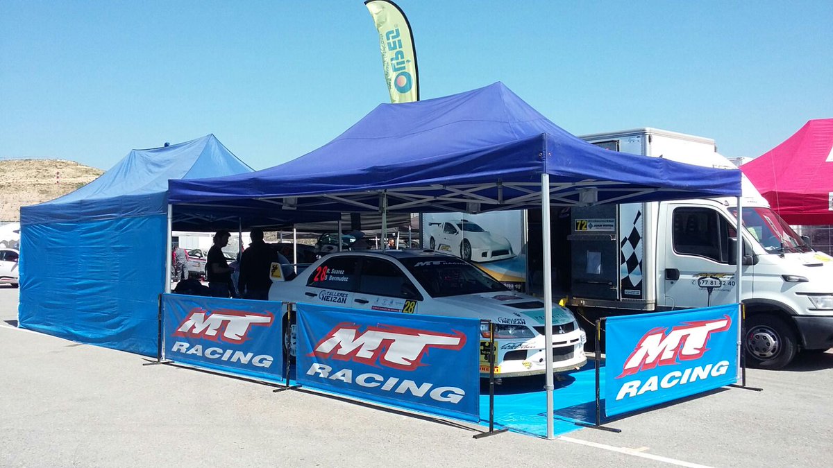 MTRacing_es's tweet photo. Todo listo en Navarra parael Rally @CircuitoNavarra Tanto Suárez como Hernández ya se encuentran listos para el inicio de la prueba. #CERT https://t.co/eO4b0pzJH1