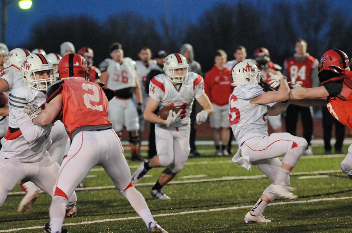 JonKlemme's tweet image. The Northwestern Red Raiders were getting after it during Spring Practice on Thursday night in Orange City! #GoRaiders