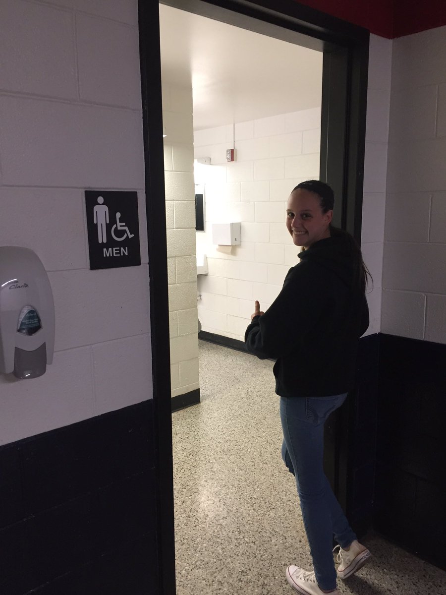 hmorgan889's tweet image. @ForbushHS @lpapsun @MaceyRycroft #catbird #papsunELA #fallible