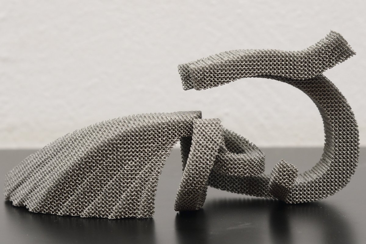 lpafilmfestival's tweet photo. El Festival entrega como trofeos réplicas de la Lady Harimaguada fabricadas con técnicas de impresión 3D  https://t.co/nzO4XT5C12 #17FICLPGC https://t.co/dLImlTc88T