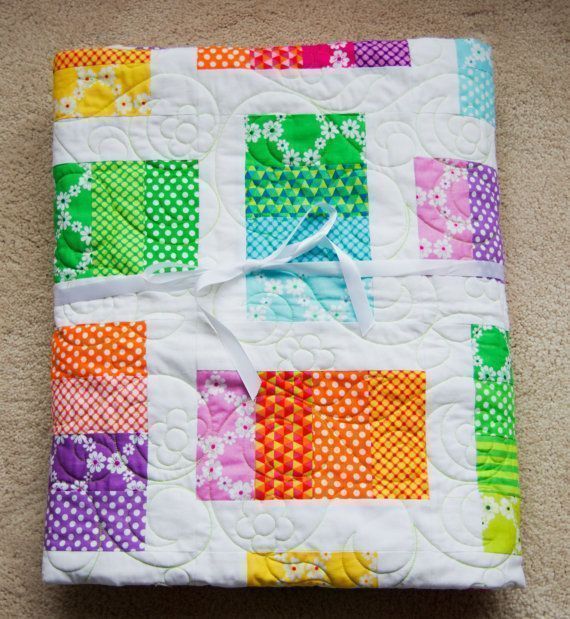 howarths63's tweet photo. Give her Beautiful #Flowers! #handmadet #Modern #Quilts that will last a #Lifetime! #Wedding #Birthday #Mothersday https://t.co/nomVMda2bf https://t.co/DlhhnSPr4n