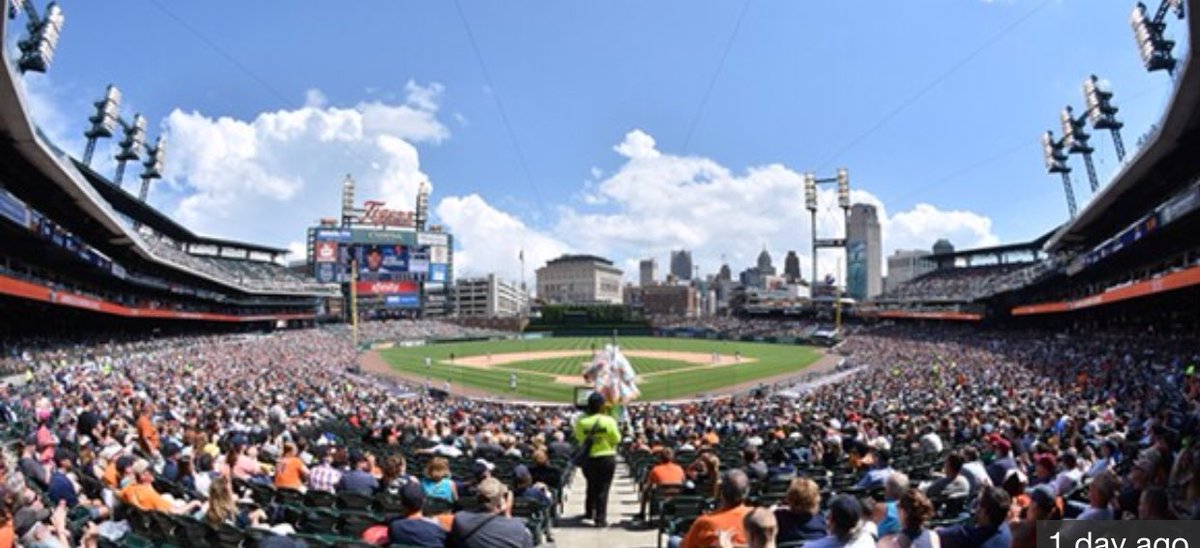 rooprajfox2's tweet image. Sorry it's just another Friday everywhere else. "There ain't no party like a DEEETROIT party" #OpeningDayDET @tigers