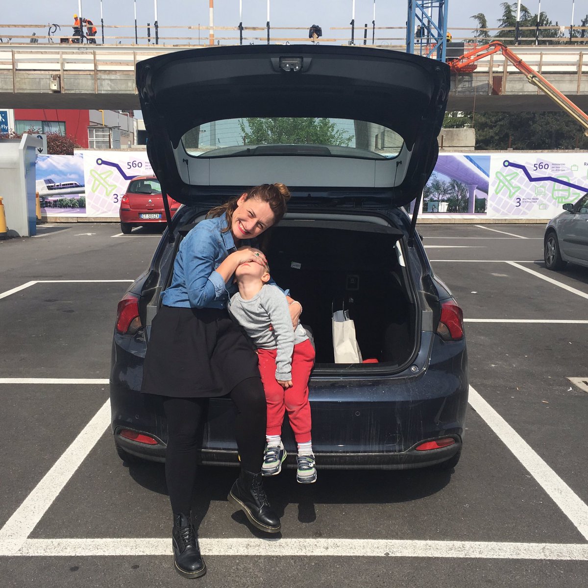 Rieccoci all'aeroporto di Bologna di ritorno dalla Spagna e già pronti per una nuova avventura #inviaggioconautozatti <a href="/GruppoAutoZatti/">Gruppo Zatti</a>
