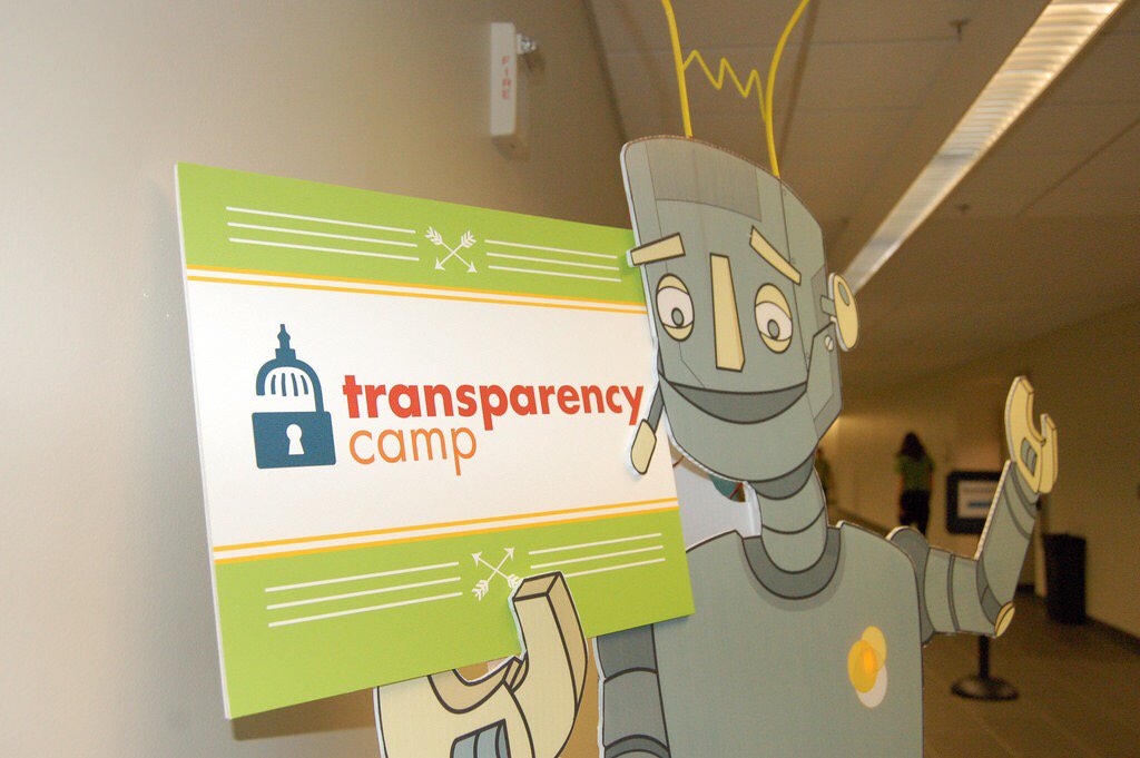 TCampDC's tweet image. NEWS! TransparencyCamp is headed west to Phoenix, Arizona on May 22. We teamed up with @ArizCIR @AZ_iDP @Galvanize: eventbrite.com/e/tcamp-2017-t…