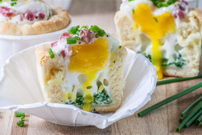 Eiermuffins
bit.ly/2nK9Vtw
#foodblogger , #kochprofis , #muffin, #eier, #rezepte, #lecker