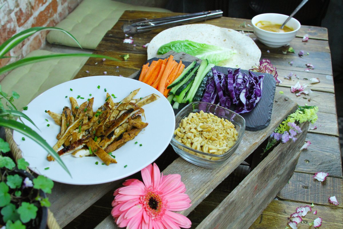 TheToastTavern's tweet image. Wrap de pollo thai 😍...¡Perfecto para desayunar, comer, merendar, cenar y/o entre horas! Está de muerte 😋